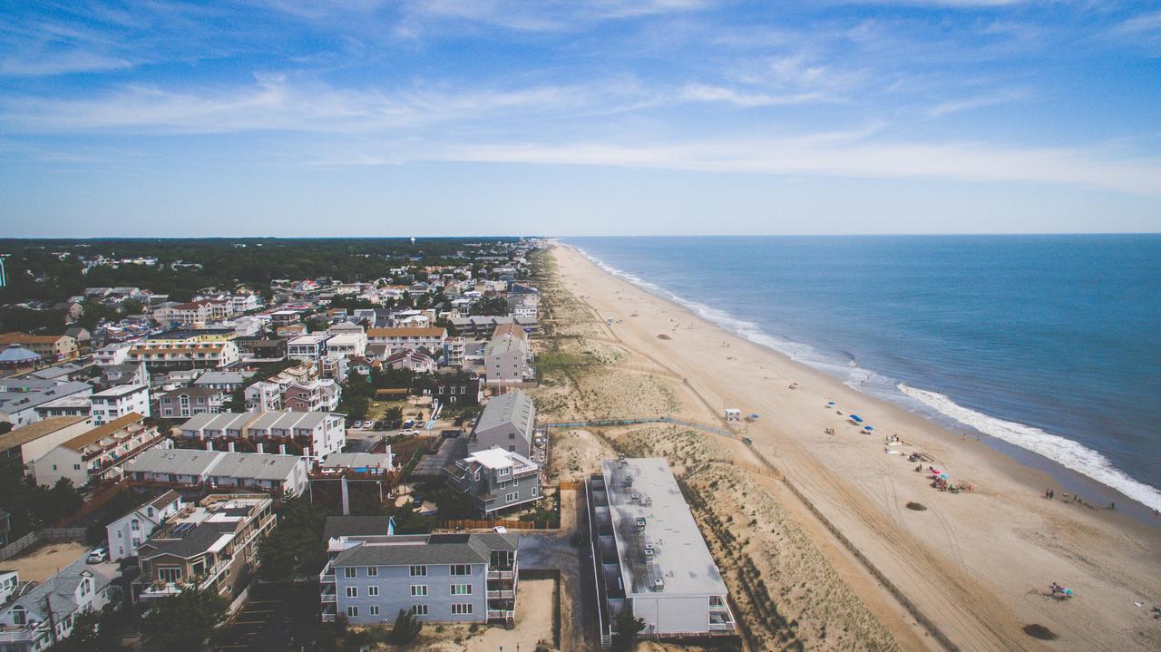 Surf Club Oceanfront Hotel Дьюи-Бич Экстерьер фото