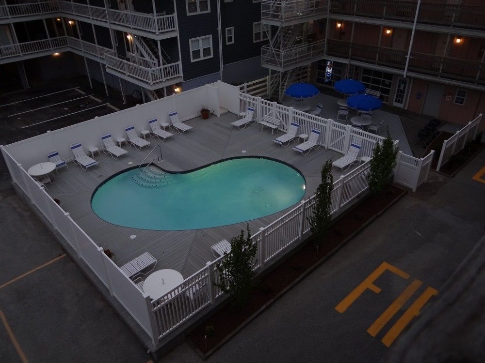 Surf Club Oceanfront Hotel Дьюи-Бич Экстерьер фото